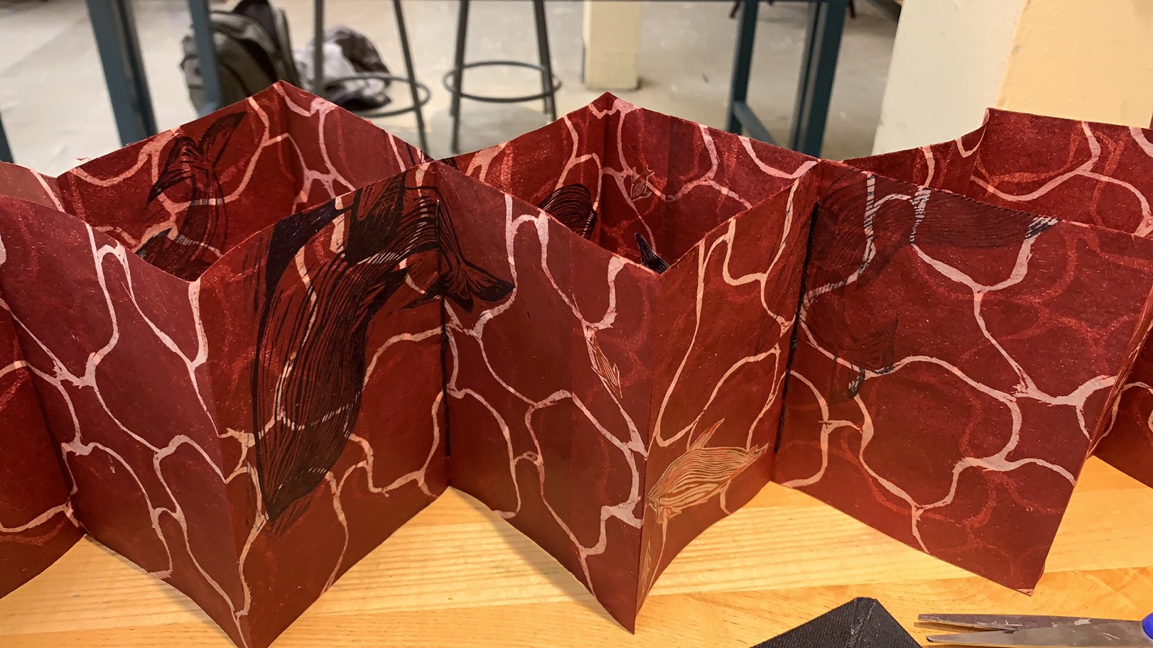 Accordion fold II — Interior spread, repetition